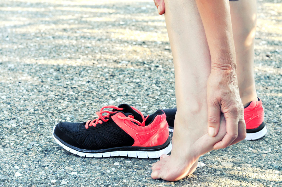 Achilles Pain When Running: Common Causes and Best Shoes